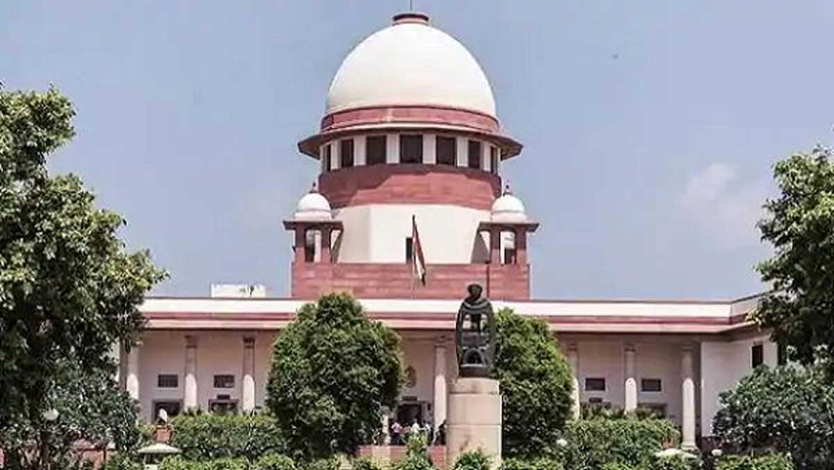 नोटबंदी के खिलाफ याचिकाओं पर सुनवाई करेगी सुप्रीम कोर्ट की संविधान पीठ